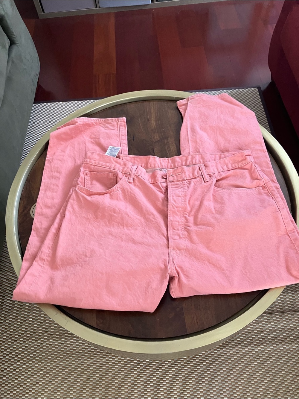 Levi's 501 Men's Pink Light Wash Denim Jeans Straight Leg Button Fly 42x30. Pre-